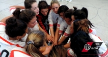Ellas siguen de racha y ellos ganaron por ausencia